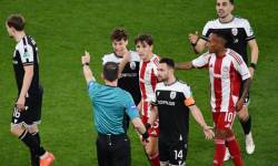 Ο ΜΑΚΕΛΙ ΔΕΝ ΑΝΤΑΠΟΚΡΙΘΗΚΕ ΣΤΙΣ ΑΠΑΙΤΗΣΕΙΣ ΤΟΥ ΝΤΕΡΜΠΥ ΚΟΡΥΦΗΣ Η ΔΙΑΙΤΗΣΙΑ ΤΟΥ ΕΙΧΕ ΘΕΜΑΤΑ ΓΙΑ  ΕΝΑ ΡΕΦ ΕΛΙΤΕ ΚΑΤΗΓΟΡΙΑΣ ΤΟ VAR TOY YΠΕΔΕΙΞΕ ΤΟ ΠΕΝΑΛΤΥ ΣΕ ΣΠΡΩΞΙΜΟ ΛΟΥΙΣ ΑΠΟ ΜΟΥΚΟΥΝΤΙ ΚΟΚΚΙΝΗ ΕΠΡΕΠΕΝΑ ΠΑΡΕΙ ΠΟΝΤΕΝΣΕ ,ΟΦΣΑΙΝΤ ΣΤΟ ΞΕΚΙΝΗΜΑ 1-0 Ο ΜΑΡΙΝ 