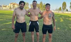 NENEKOYMH ΜΑΣΑΕΙ Η ΚΑΤΣΙΚΑ ..ΤΑΡΑΜΑ ΤΙ ΑΝΕΒΑΣΕΣ ΦΩΤΟ ΓΥΜΝΟΙ ΜΕ ΤΟΝ ΜΑΥΡΟΚΟΡΔΟΠΟΥΛΟ ΝΑ ΠΕΙΣ ΤΙ ?ΟΤΙ ΕΧΕΙ ΚΑΛΥΨΕΙ ΤΟ ΤΑΤΟΥΑΖ ΜΕ ΤΟ ΤΡΙΦΥΛΙ Μ ΕΝΑ ΑΕΤΟ ΜΑ ΕΧΟΥΝ ΤΗΝ ΓΝΗΣΙΑ ΦΩΤΟ ΣΤΗΝ ΚΕΔ ΚΑΤΣΕ ΦΡΟΝΙΜΑ ΞΥΝΕΣΑΙ ΕΣΥ ΚΑΙ Η ΚΟΚΚΟΤΟΥ ΣΤΗΝ ΓΚΛΙΤΣΑ ΤΟΥ ΤΣΟΠΑΝΗ ΝΤΡΟΠΗ 