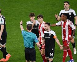 Ο ΜΑΚΕΛΙ ΔΕΝ ΑΝΤΑΠΟΚΡΙΘΗΚΕ ΣΤΙΣ ΑΠΑΙΤΗΣΕΙΣ ΤΟΥ ΝΤΕΡΜΠΥ ΚΟΡΥΦΗΣ Η ΔΙΑΙΤΗΣΙΑ ΤΟΥ ΕΙΧΕ ΘΕΜΑΤΑ ΓΙΑ  ΕΝΑ ΡΕΦ ΕΛΙΤΕ ΚΑΤΗΓΟΡΙΑΣ ΤΟ VAR TOY YΠΕΔΕΙΞΕ ΤΟ ΠΕΝΑΛΤΥ ΣΕ ΣΠΡΩΞΙΜΟ ΛΟΥΙΣ ΑΠΟ ΜΟΥΚΟΥΝΤΙ ΚΟΚΚΙΝΗ ΕΠΡΕΠΕΝΑ ΠΑΡΕΙ ΠΟΝΤΕΝΣΕ ,ΟΦΣΑΙΝΤ ΣΤΟ ΞΕΚΙΝΗΜΑ 1-0 Ο ΜΑΡΙΝ 