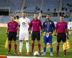 ΕΦΑΓΑΝ ΒΡΟΧΗ ΜΕ ΤΟ ..ΤΟΥΛΟΥΜΙ Ο ΜΟΣΧΟΥ ΚΑΙ ΟΙ ΒΟΗΘΟΙ ΤΟΥ ΣΠΥΡΟΠΟΥΛΟΣ ΠΑΓΟΥΡΤΖΗΣ  ΜΕ 4ο ΤΟΝ ΤΣΙΑΡΑ ΣΤΟ ΜΑΤΣ ΗΡΑΚΛΗ-ΠΑΝΑΙΤΩΛΙΚΟΥ ΠΟΥ ΔΕΝ ΕΙΧΕ ΛΟΓΩ  ΚΑΙΡΙΚΩΝ ΣΥΝΘΗΚΩΝ ΕΠΙΜΑΧΕΣ ΦΑΣΕΙΣ Ο ΠΑΡΑΤΗΡΗΤΗΣ ΜΑΝΤΑΛΟΣ ΜΕ ΤΗΝ ΣΤΑΣΗ ΤΟΥ ΣΤΟ ΦΙΝΑΛΕ ΕΔΕΙΞΕ ΕΥΧΑΡΙΣΤΗΜΕΝΟΣ