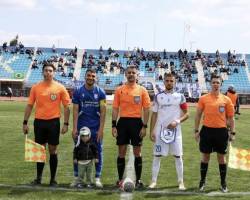Ο ΜΕΛΕΤΗΣ ΓΙΟΥΜΑΤΖΙΔΗΣ ΕΙΝΑΙ ΕΝΑΣ ΠΡΟΙΚΙΣΜΕΝΟΣ ,ΙΚΑΝΟΣ ΑΛΛΑ ΣΥΝΑΜΑ ΑΔΙΚΗΜΕΝΟΣ ΡΕΦ ΑΦΟΥ ΕΧΕΙ ΟΚΤΩ ΧΡΟΝΙΑ ΣΤΗΝ Σ.ΛΙΓΚ 2 ΚΑΙ ΔΕΝ ΤΟΝ ΕΧΕΙ Ο ΛΑΝΟΥΑ ΣΤΙΣ ΣΚΕΨΕΙΣ ΓΙΑ ΑΝΟΔΟ ΣΤΗΝ Σ.ΛΙΓΚΑ ΕΧΕΙ 50 ΚΑΙ ΠΛΕΟΝ ΣΥΜΜΕΤΟΧΕΣ ΚΑΙ ΕΧΕΙ ΒΓΑΛΕΙ ΤΟ ΠΟΛΥΤΕΧΝΕΙΟ 