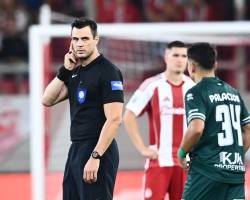 MHN ΨΑΧΝΕΤΕ ΨΥΛΛΟΥΣ ΣΤΑ ΑΧΥΡΑ ,ΚΑΜΜΙΑ ΕΥΘΥΝΗ ΚΑΤΣΙΚΟΓΙΑΝΝΗ ΜΕ ΤΗΝ ΚΑΘΥΣΤΕΡΗΣΗ ΕΠΕΙΔΗ ΔΕΝ ΛΕΙΤΟΥΡΓΟΥΣΕ ΤΟ VAR ΑΣ ΦΤΙΑΞΟΥΝ ΤΑ ΣΥΣΤΗΜΑΤΑ ΤΟΥΣ ΚΑΙ ΑΝ ΜΗΝ ΑΣΧΟΛΟΥΝΤΑΙ ΜΕ ΡΕΦ ΠΟΥ ΠΗΓΕ ΜΙΑ ΧΑΡΑ ΤΟ ΣΥΝΑΡΠΑΣΤΙΚΟ ΚΑΙ ΣΥΝΑΜΑ ΕΠΕΙΣΟΔΙΑΚΟ ΜΑΤΣ ΤΟΥ ΚΑΡΑΙΣΚΑΚΗ 