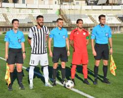 ΜΙΑ ΧΑΡΑ ΠΗΓΕ Ο ΠΑΠΑΓΕΩΡΓΟΠΟΥΛΟΣ ΣΤΟ ΝΤΕΡΜΠΥ ΤΟΥ 4ου ΟΜΙΛΟΥ ΜΙΛΤΙΑΔΗ-ΠΑΝΑΙΓΙΑΛΕΙΟΥ 1-1 Σ  ΕΝΑ ΜΑΤΣ ΦΩΤΙΑ ΜΕ ΔΥΟ ΚΟΚΚΙΝΕΣ ΜΕ ΟΡΘΕΣ ΥΠΟΔΕΙΞΕΙΣ ΑΠΟ ΤΟΥΣ ΒΟΗΘΟΥΣ ΠΑΠΑΔΟΠΟΥΛΟ ΠΕΙΡΑΙΑ,ΠΑΝΤΕΛΙΔΗ ΕΠΣΑΝΑ 4ο ΤΡΙΑΝΤΑΦΥΛΛΟΥ ΚΑΙ ΠΑΡΑΤΗΡΗΤΗ ΤΟΝ Γ.ΔΑΣΚΑΛΟΠΟΥΛΟ