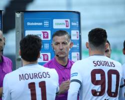 Σ ΕΝΑ ΜΑΤΣ ΠΟΥ ΔΕΝ ΕΙΧΕ ΕΠΙΜΑΧΕΣ ΦΑΣΕΙΣ Η ΛΑΡΙΣΑ ΕΒΓΑΛΕ ΑΜΑΚΟΙΝΩΣΗ ΚΑΤΑ ΤΟΥ ΣΙΔΗΡΟΠΟΥΛΟΥ ΓΙΑΤΙ ΛΕΕΙ ΤΗΝ ΕΙΧΕ ΑΔΙΚΗΣΕΙ ΣΤΗΝ Σ.ΛΙΓΚ 2 ΑΠΟΨΕ ΗΤΑΝ ΚΑΛΟΣ ΚΑΙ ΟΡΘΑ ΕΒΓΑΛΕ ΜΕ 2η ΚΙΤΡΙΝΗ ΣΤΟΝ  ΜΕΣΟΝ ΤΗΣ ΑΕΛ ΣΩΣΤΟΙ ΚΩΣΤΑΡΑΣ ΔΗΜΗΤΡΙΑΔΗΣ 4η ΑΝΤΩΝΙΟΥ VAR ZAΜΠΑΛΑΣ