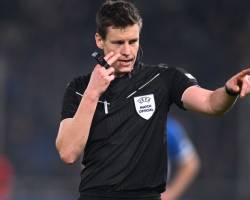AΛΛΑΓΗ ΑΠΟ ΤΗΝ ΟΥΕΦΑ ΤΗΣ ΤΕΛΕΥΤΑΙΑΣ ΣΤΙΓΜΗΣ ΕΒΑΛΕ ΤΟΝ ΓΕΡΜΑΝΟ ΚΑΙ ΓΝΩΡΙΜΟ ΣΤΤΗΝ ΕΛΛΑΔΑ ΝΤΑΝΙΕΛ ΣΙΜΠΕΡΤ ΝΑ ΣΦΥΡΙΞΕΙ ΤΟ ΜΑΤΣ ΤΟΥ ΠΑΟΚ ΜΕ ΗΝ ΜΠΛΑΝ ΓΙΑΤΙ Ο ΠΟΡΤΟΓΑΛΟΣ ΝΟΜΠΡΕ ΕΒΑΛΕ ΚΩΛΥΜΜΑ 