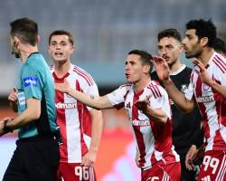 O ΛΑΝΟΥΑ ΤΗΡΗΣΕ ΤΗΝ ΣΥΜΦΩΝΙΑ  ΜΕ ΤΟΥΣ ΕΛΛΗΝΕΣ ΡΕΦ ΚΑΙ ΕΒΑΛΕ ΣΤΟΥΣ ΠΡΟΗΜΙΤΕΛΙΚΟΥΣ ΟΛΥΜΠΙΑΚΟ-ΠΑΟΚ ΤΣΑΚΑΛΙΔΗ ,ΠΑΟ-ΑΡΗΣ ΕΥΑΓΓΕΛΟΥ ΜΕ ΞΕΝΟΥΣ VARISTES AKOMH ΑΕΚ-ΟΦΗ  ΠΑΠΑΠΕΤΡΟΥ ,ΛΕΙΒΑΔΙΑ-ΚΗΦΙΣΙΑ ΦΩΤΙΑΣ Ο ΟΛΥΜΠΙΑΚΟΣ ΕΙΧΕ ΖΗΤΗΣΕΙ ΝΑ ΦΕΡΕΙ ΕΛΙΤΕ ΡΕΦΕΡΥ 