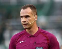 ΑΠΟ ΤΗΝ ΚΑΜΕΡΑ ΤΟΥ ΗΜΙΑΥΤΟΜΑΤΟΥ ΕΝΤΟΠΙΣΤΗΚΕ ΟΤΙ Η ΜΠΑΛΑ ΣΤΟ ΑΚΥΡΩΘΕΝ ΓΚΟΛ ΤΟΥ ΤΑΒΑΡΕΣ ΒΡΗΚΕ ΚΑΙ ΤΟ ΧΕΡΙ ΤΟΥ ΜΕΤΑ ΤΟ ΤΑΚΟΥΝΑΚΙ ΠΟΥ ΕΚΑΝΕ .ΣΤΗ ΤΗΛΕΟΡΑΣΗ ΔΕΝ ΦΑΝΗΚΕ ΚΑΘΑΡΑ Ο ΛΑΡΙΣΙΝΟΣ ΡΕΦ ΕΚΑΝΕ ΔΙΚΑΙΗ ΔΙΑΙΤΗΣΙΑ  ΜΕ ΒΟΗΘΟΥΣ ΚΛΕΠΕΤΣΑΝΗΣ ΜΠΑΛΙΑΚΑΣ